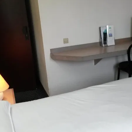 Arcantis Din'hotel Hotell 2*