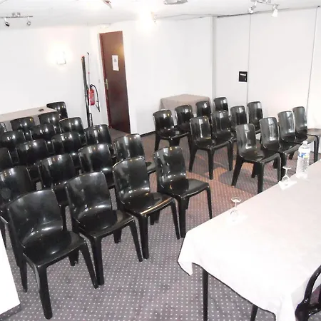 Hotell Arcantis Din'hotel Caen